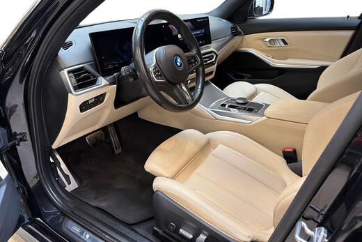 BMW 330 vaihtoauto