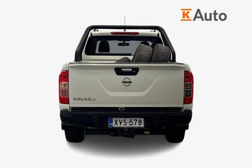 Nissan Navara vaihtoauto