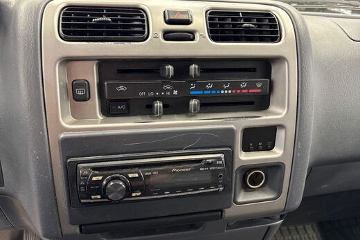 Toyota Hiace vaihtoauto