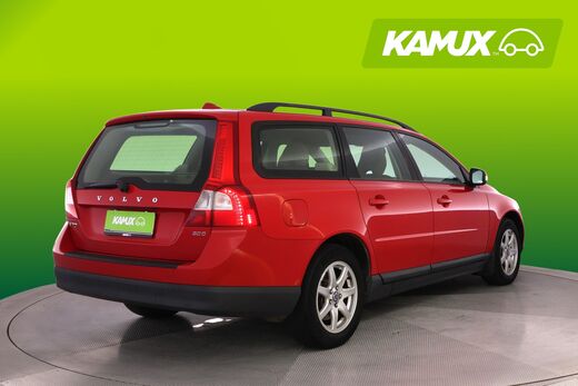 Volvo V70 vaihtoauto