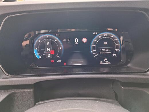 Volkswagen Caddy Maxi vaihtoauto