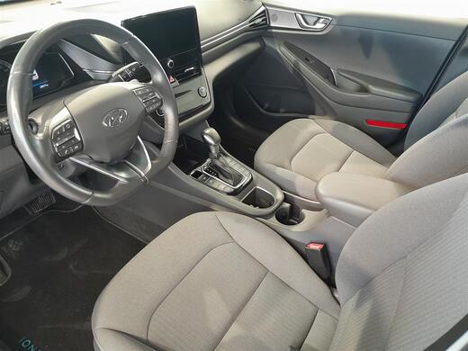 Hyundai IONIQ plug-in vaihtoauto