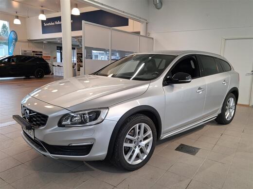 Volvo V60 Cross Country vaihtoauto