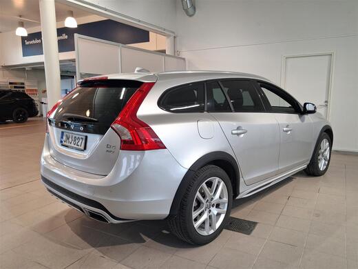 Volvo V60 Cross Country vaihtoauto