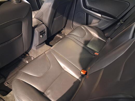 Volvo V60 Cross Country vaihtoauto