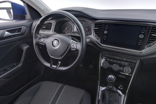 Volkswagen T-Roc vaihtoauto
