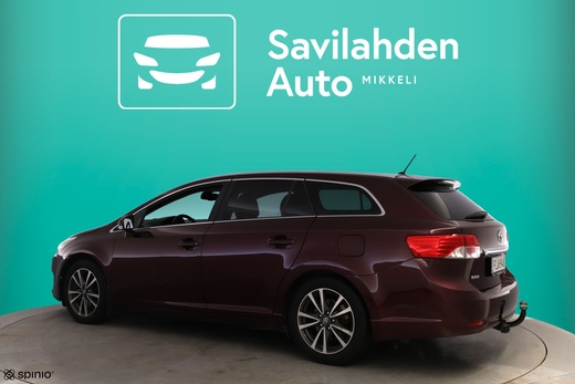 Toyota Avensis vaihtoauto