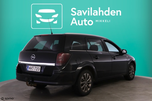 Opel Astra vaihtoauto