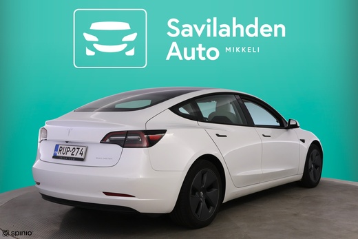 Tesla Model 3 vaihtoauto