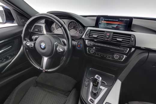 BMW 330 vaihtoauto