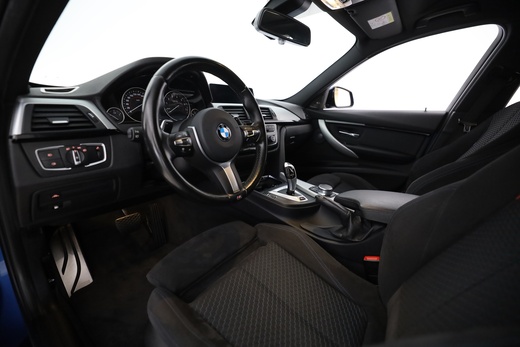BMW 330 vaihtoauto