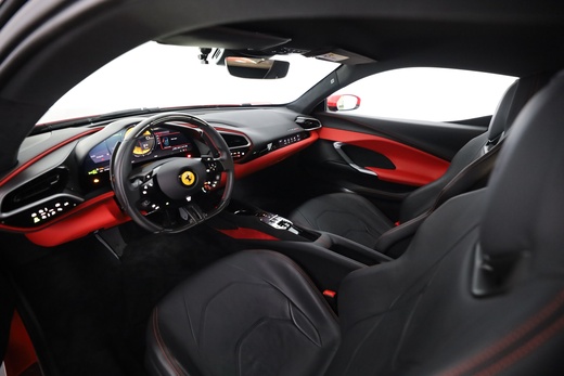 Ferrari 296 GTB vaihtoauto
