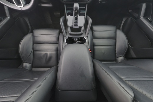 Porsche Cayenne vaihtoauto