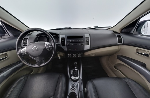 Citroën C-Crosser vaihtoauto