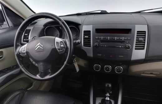 Citroën C-Crosser vaihtoauto