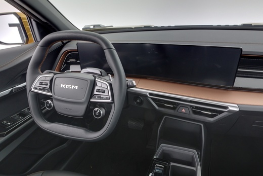 KGM Musso EV vaihtoauto