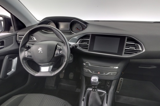 Peugeot 308 vaihtoauto