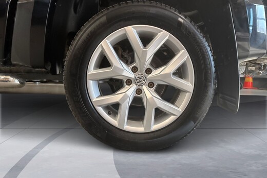 Volkswagen Amarok vaihtoauto