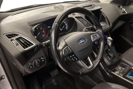 Ford Kuga vaihtoauto