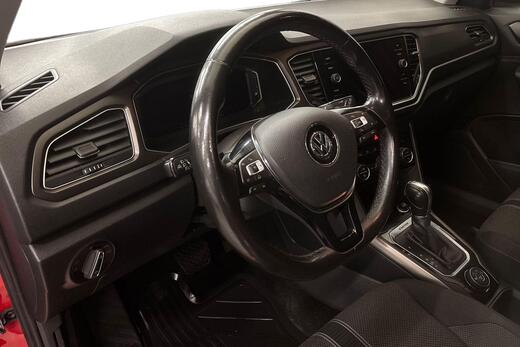 Volkswagen T-Roc vaihtoauto