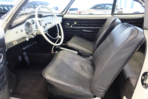 Volkswagen Karmann-Ghia vaihtoauto