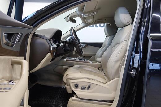 Audi Q7 vaihtoauto