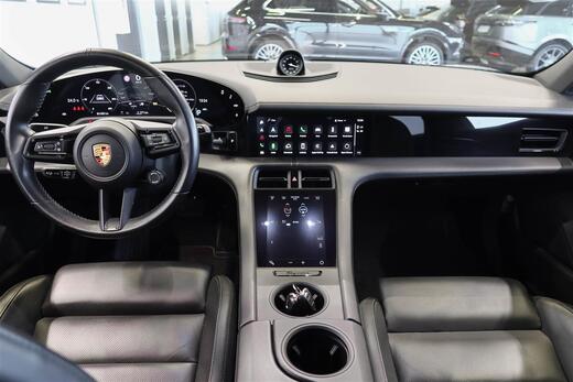 Porsche Taycan vaihtoauto