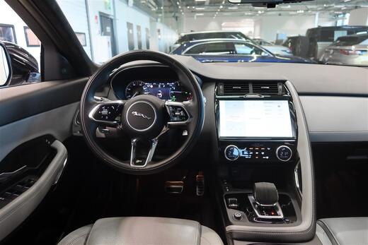 Jaguar E-PACE vaihtoauto
