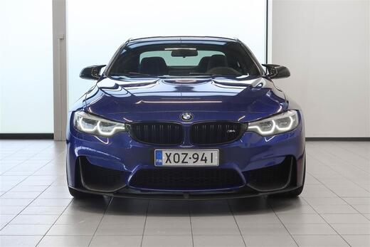 BMW M4 vaihtoauto
