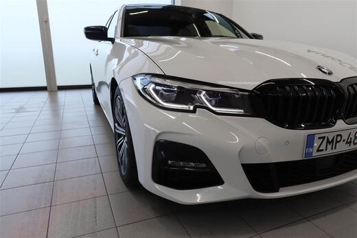BMW 330 vaihtoauto