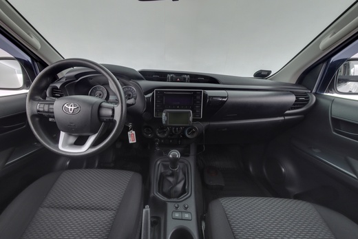 Toyota Hilux vaihtoauto