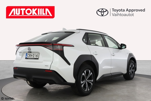 Toyota bZ4X vaihtoauto