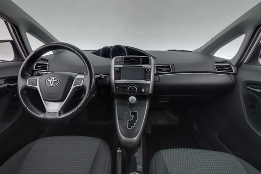 Toyota Verso vaihtoauto