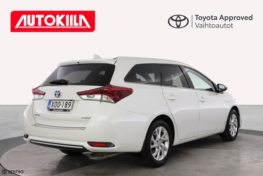Toyota Auris vaihtoauto