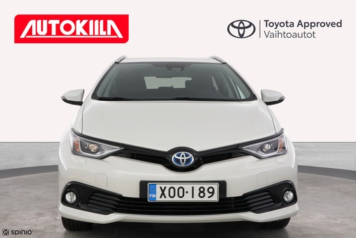 Toyota Auris vaihtoauto