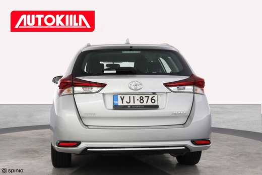 Toyota Auris vaihtoauto