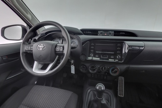 Toyota Hilux vaihtoauto