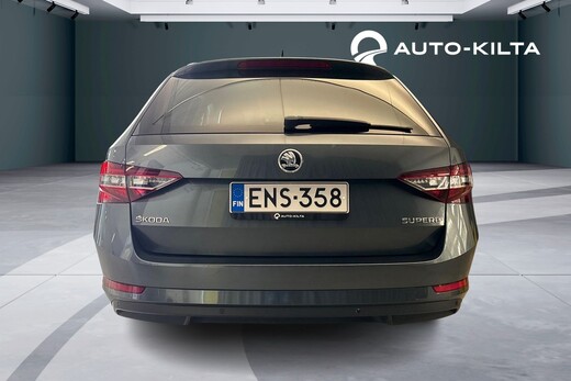Skoda Superb vaihtoauto