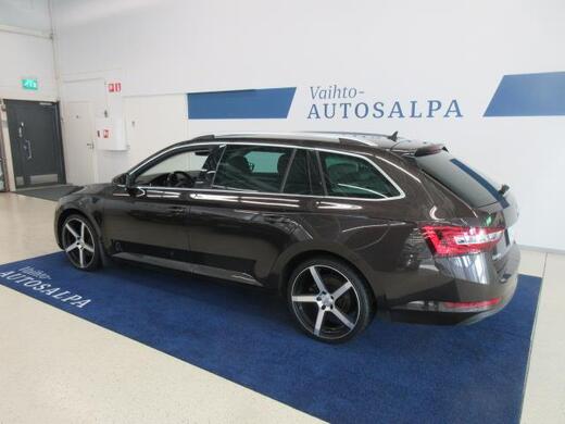 Skoda Superb vaihtoauto
