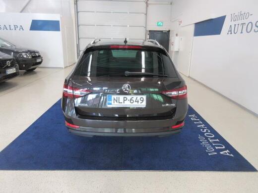 Skoda Superb vaihtoauto