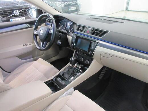 Skoda Superb vaihtoauto