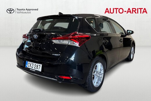 Toyota Auris vaihtoauto