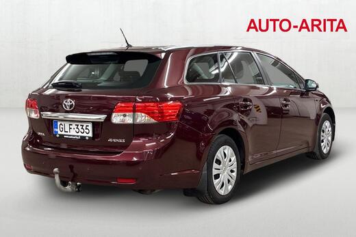 Toyota Avensis vaihtoauto