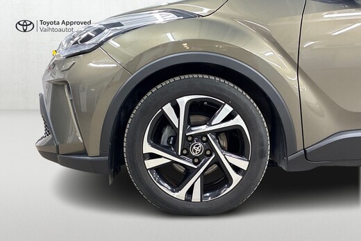 Toyota C-HR vaihtoauto