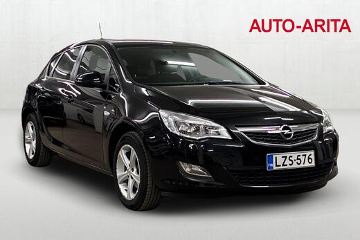 Opel Astra vaihtoauto