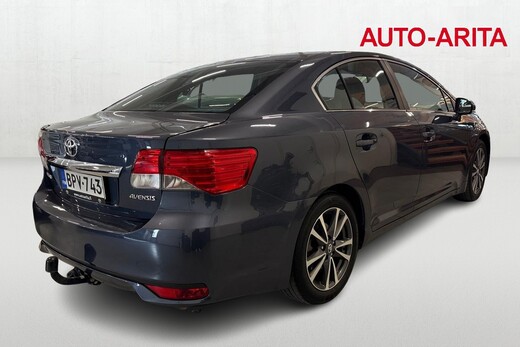 Toyota Avensis vaihtoauto