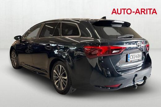 Toyota Avensis vaihtoauto