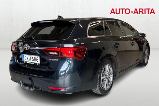 Toyota Avensis vaihtoauto