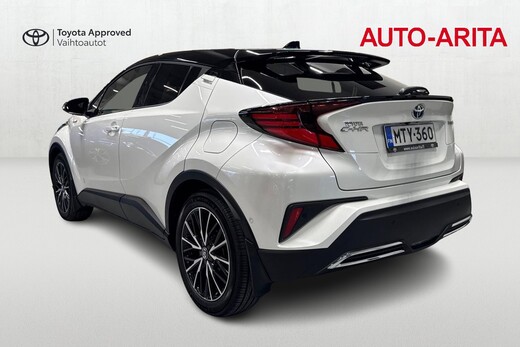 Toyota C-HR vaihtoauto