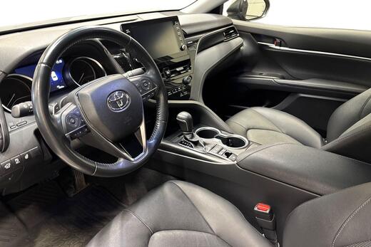 Toyota Camry vaihtoauto